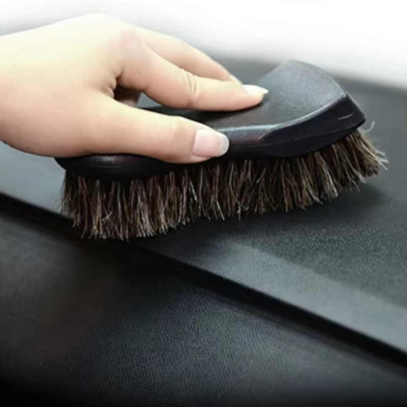 Spazzola in Vera Pelle di Crin - Leather Cleaner Interior recensione e prezzo